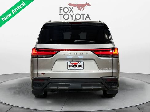 Used 2023 Lexus LX 600 F Sport w/ Accessory Package (Z1) AWD/4WD image 5