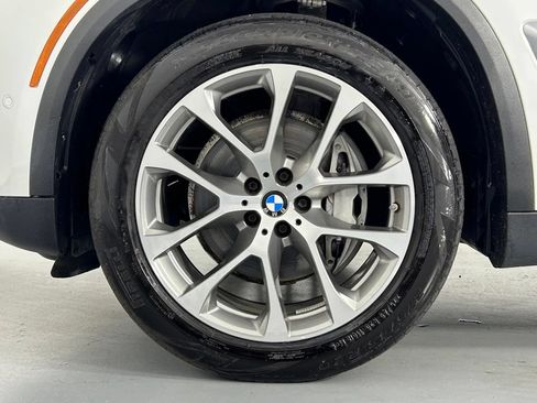 Used 2024 BMW X5 xDrive40i w/ Premium Package AWD/4WD image 38