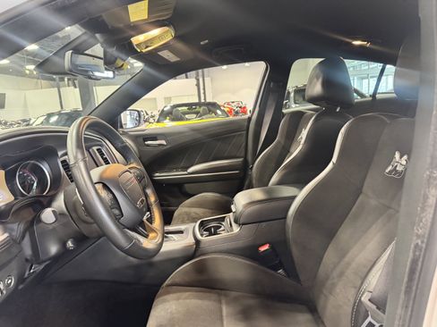 Used 2022 Dodge Charger Scat Pack w/ Plus Group image 10