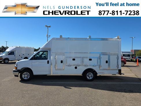 New 2025 Chevrolet Express 3500 w/ Power Convenience Package RWD image 3