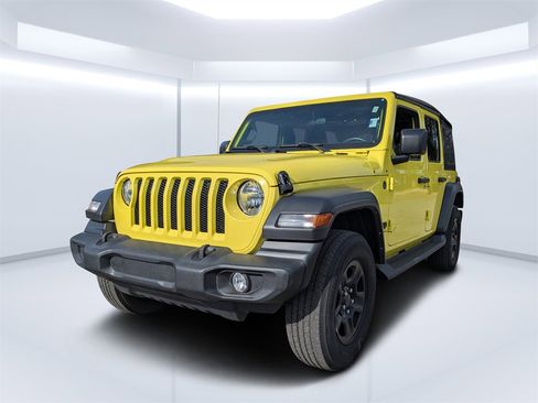 Used 2023 Jeep Wrangler Sport image 8