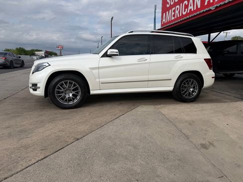 Used 2014 Mercedes-Benz GLK 350 2WD w/ Premium 1 Package image 22