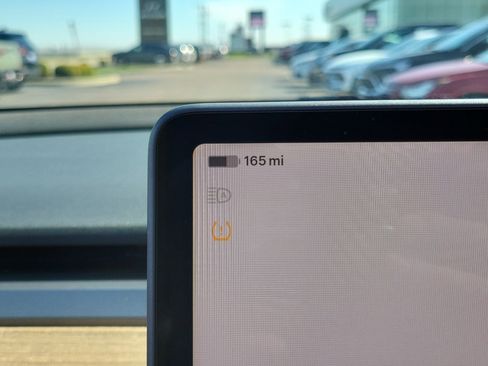 Used 2022 Tesla Model Y Performance image 25