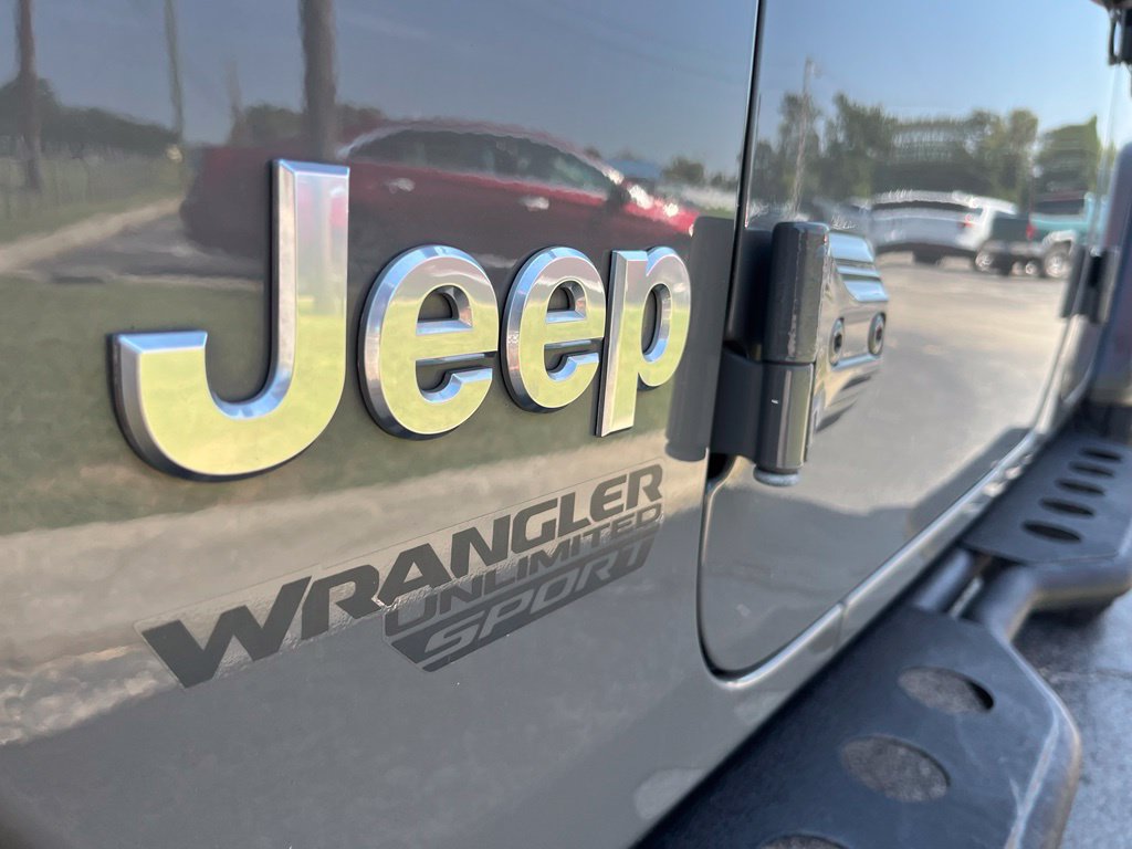Used 2019 Jeep Wrangler Unlimited Sport S AWD/4WD image 7