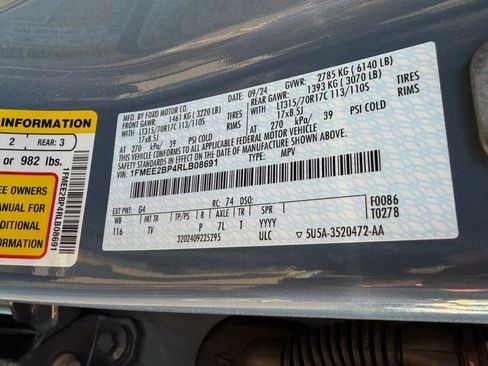 Used 2024 Ford Bronco Wildtrak AWD/4WD image 36