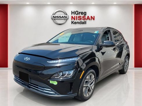 Used 2023 Hyundai Kona Limited FWD image 3