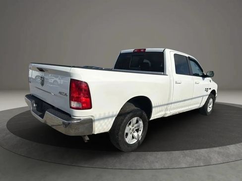 Used 2019 RAM 1500 Classic SLT AWD/4WD image 5