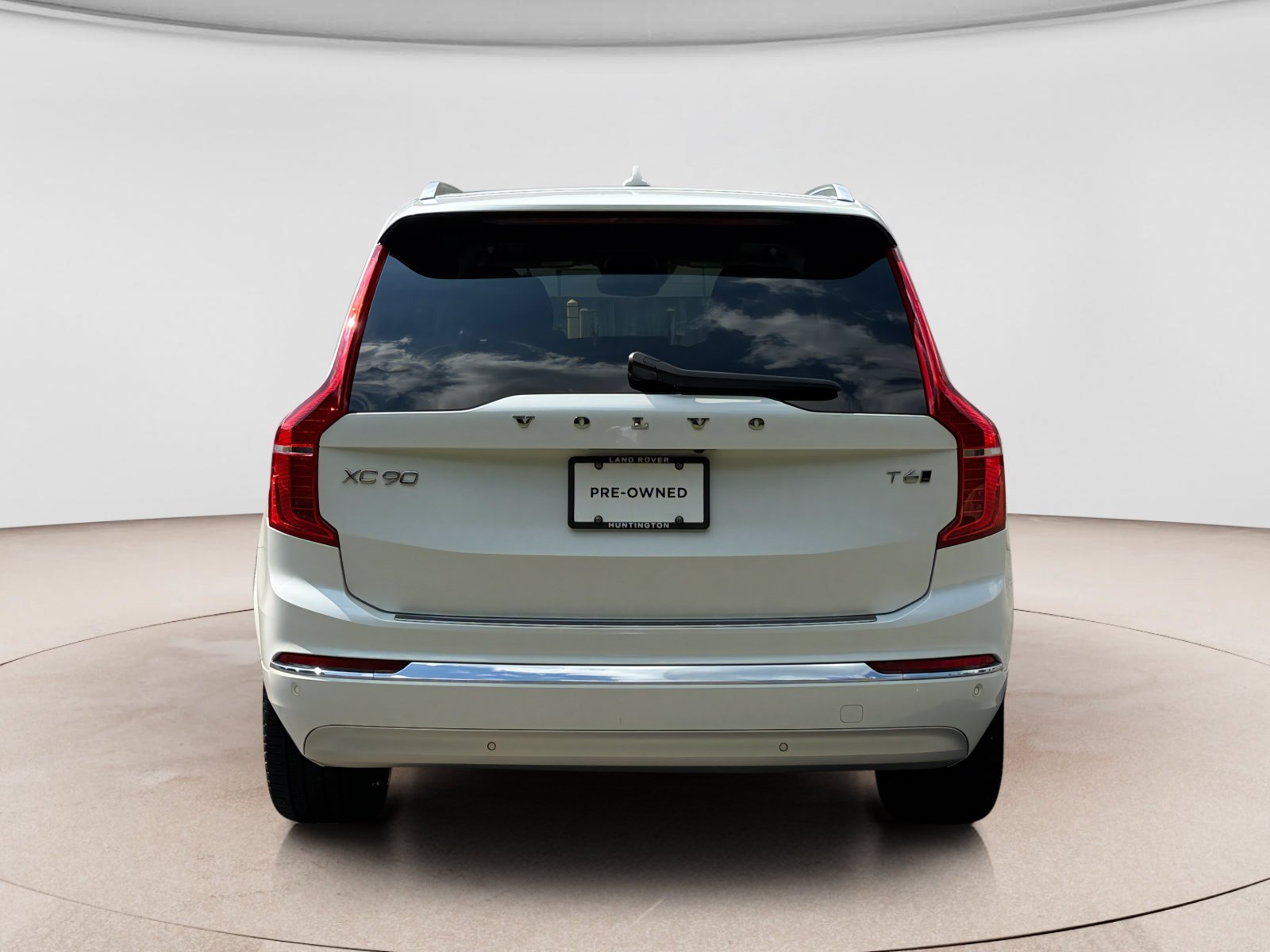 Used 2022 Volvo XC90 T6 Inscription w/ Climate Package AWD/4WD image 4