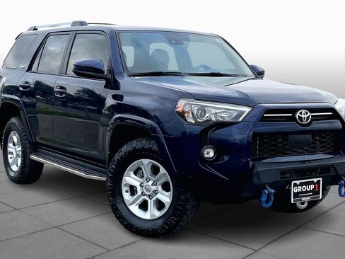 Used 2021 Toyota 4Runner SR5 image 2