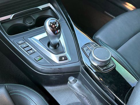 Used 2021 BMW M2 Competition w/ Executive Package image 18