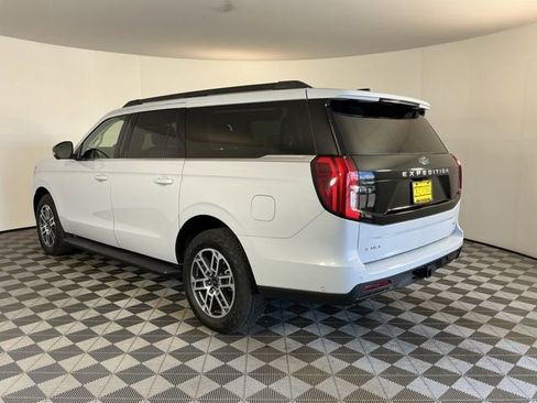Used 2025 Ford Expedition Max Active AWD/4WD image 6