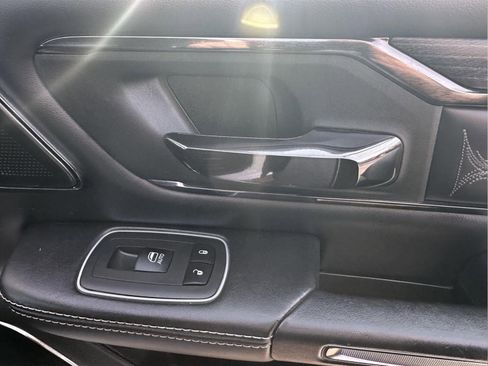 Used 2023 RAM 1500 Limited w/ Night Edition image 41