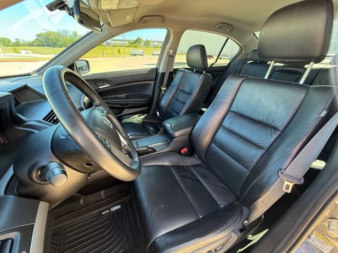 Used 2011 Honda Accord SE image 12