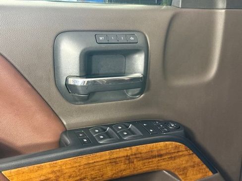 Used 2015 Chevrolet Silverado 2500 High Country w/ Duramax Plus Package AWD/4WD image 13
