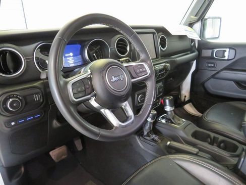 Used 2023 Jeep Wrangler Unlimited Sahara image 3