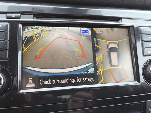 Used 2019 Nissan Rogue SV w/ Premium Package image 7