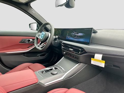 New 2026 BMW 330i xDrive Sedan w/ M Sport Package AWD/4WD image 31