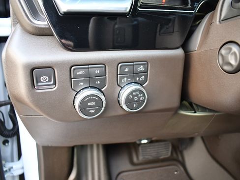 New 2026 GMC Sierra 1500 SLT w/ SLT Premium Plus Package image 16