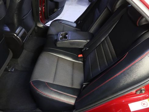 Used 2017 Toyota Camry SE image 17