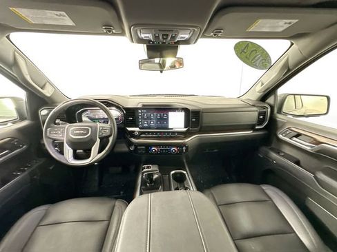 Used 2024 GMC Sierra 1500 Elevation w/ Elevation Premium Package AWD/4WD image 33