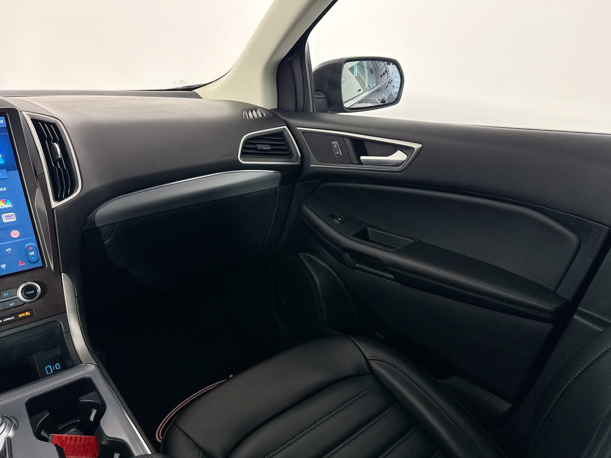 Used 2021 Ford Edge SEL AWD/4WD image 35