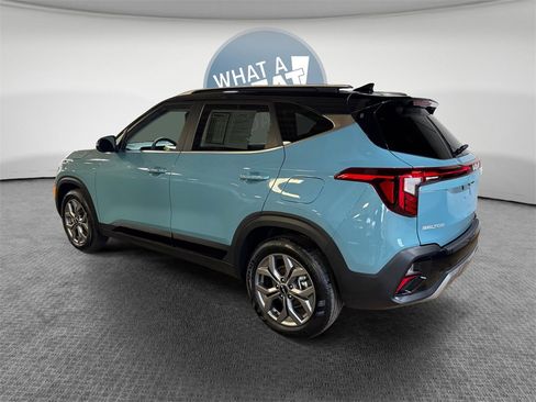 Certified 2024 Kia Seltos S image 6