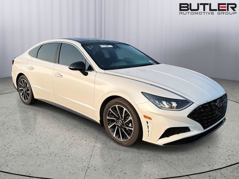 Used 2020 Hyundai Sonata SEL Plus w/ Tech Package FWD image 6