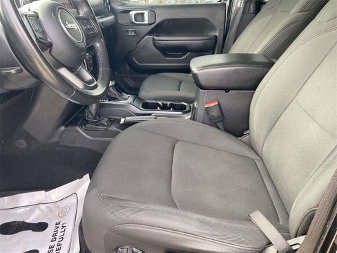 Used 2022 Jeep Wrangler Unlimited Sport image 48