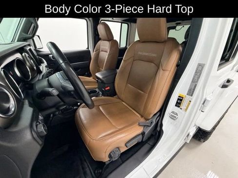 Used 2021 Jeep Wrangler Unlimited Rubicon AWD/4WD image 8