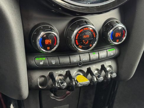 Used 2022 MINI Cooper SE image 34