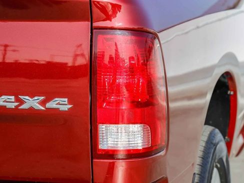 Used 2019 RAM 1500 Classic SLT image 10