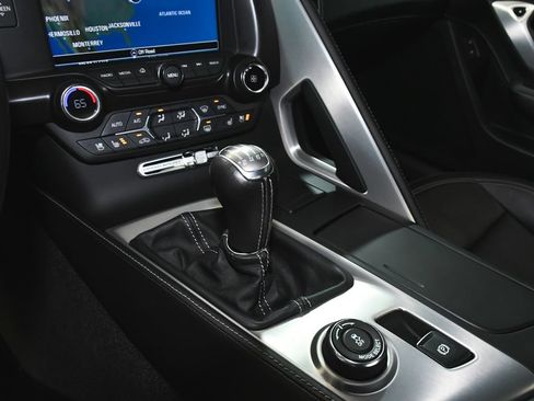 Used 2018 Chevrolet Corvette Grand Sport RWD image 39