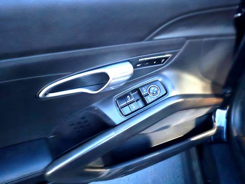 Used 2013 Porsche Boxster image 11