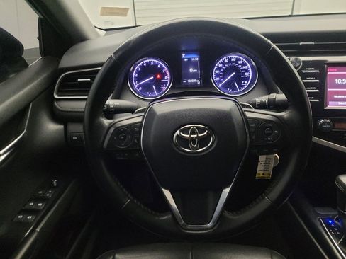 Used 2019 Toyota Camry SE image 22
