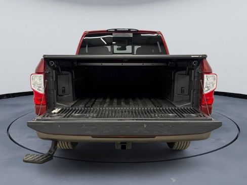 Used 2017 Nissan Titan Platinum Reserve image 8