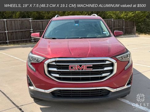 Used 2019 GMC Terrain SLT FWD image 2