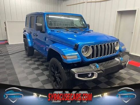 Used 2024 Jeep Wrangler Unlimited Sahara image 1