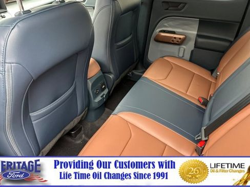 Used 2024 Ford Maverick Lariat image 9