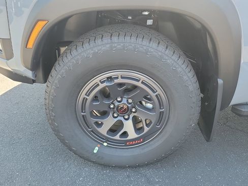 New 2026 Nissan Frontier PRO-4X w/ Pro-4x Convenience Package image 20