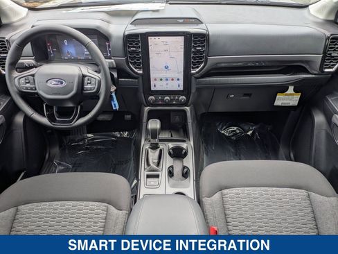 New 2025 Ford Ranger XLT w/ Black Appearance Package image 17