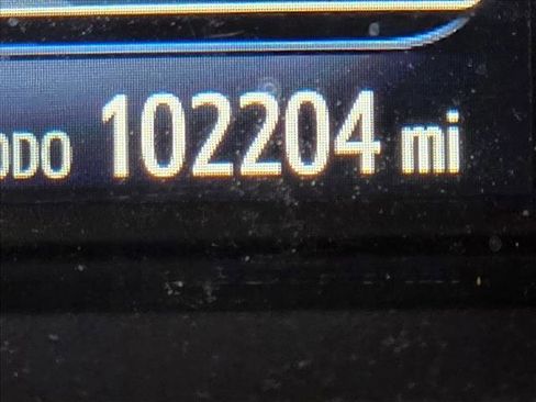 Used 2020 Toyota Sienna SE Premium w/ Nightshade Edition FWD image 13
