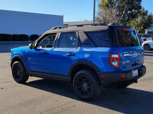 Used 2025 Ford Bronco Sport Badlands image 3