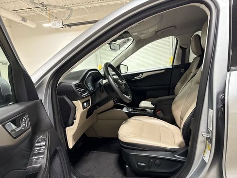 Used 2022 Ford Escape SEL AWD/4WD image 19