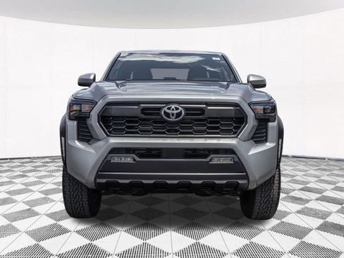Used 2024 Toyota Tacoma TRD Off-Road AWD/4WD image 4