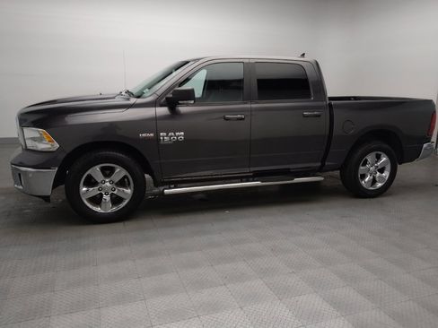 Used 2019 RAM 1500 Lone Star RWD image 2