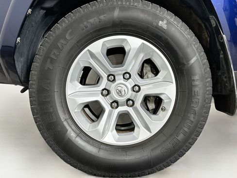 Used 2019 Toyota 4Runner SR5 image 11