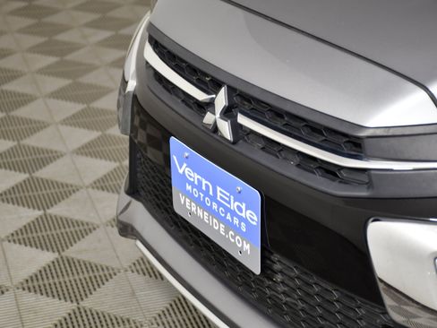 Used 2019 Mitsubishi Outlander Sport SE AWD/4WD image 11
