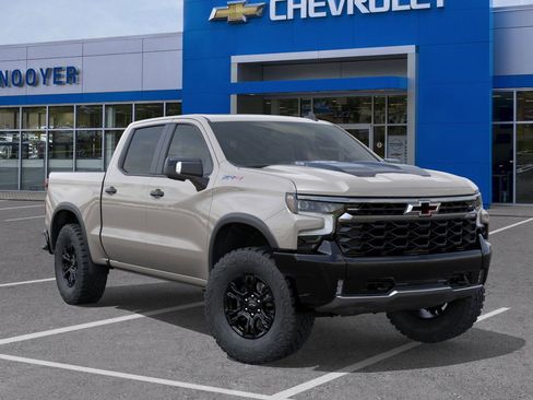 New 2026 Chevrolet Silverado 1500 ZR2 w/ Dark Appearance Package AWD/4WD image 31
