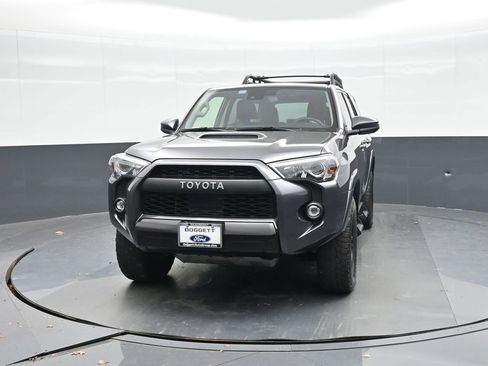 Used 2020 Toyota 4Runner TRD Off-Road Premium image 19