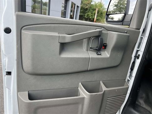 Used 2023 GMC Savana 2500 w/ Driver Convenience Package image 16